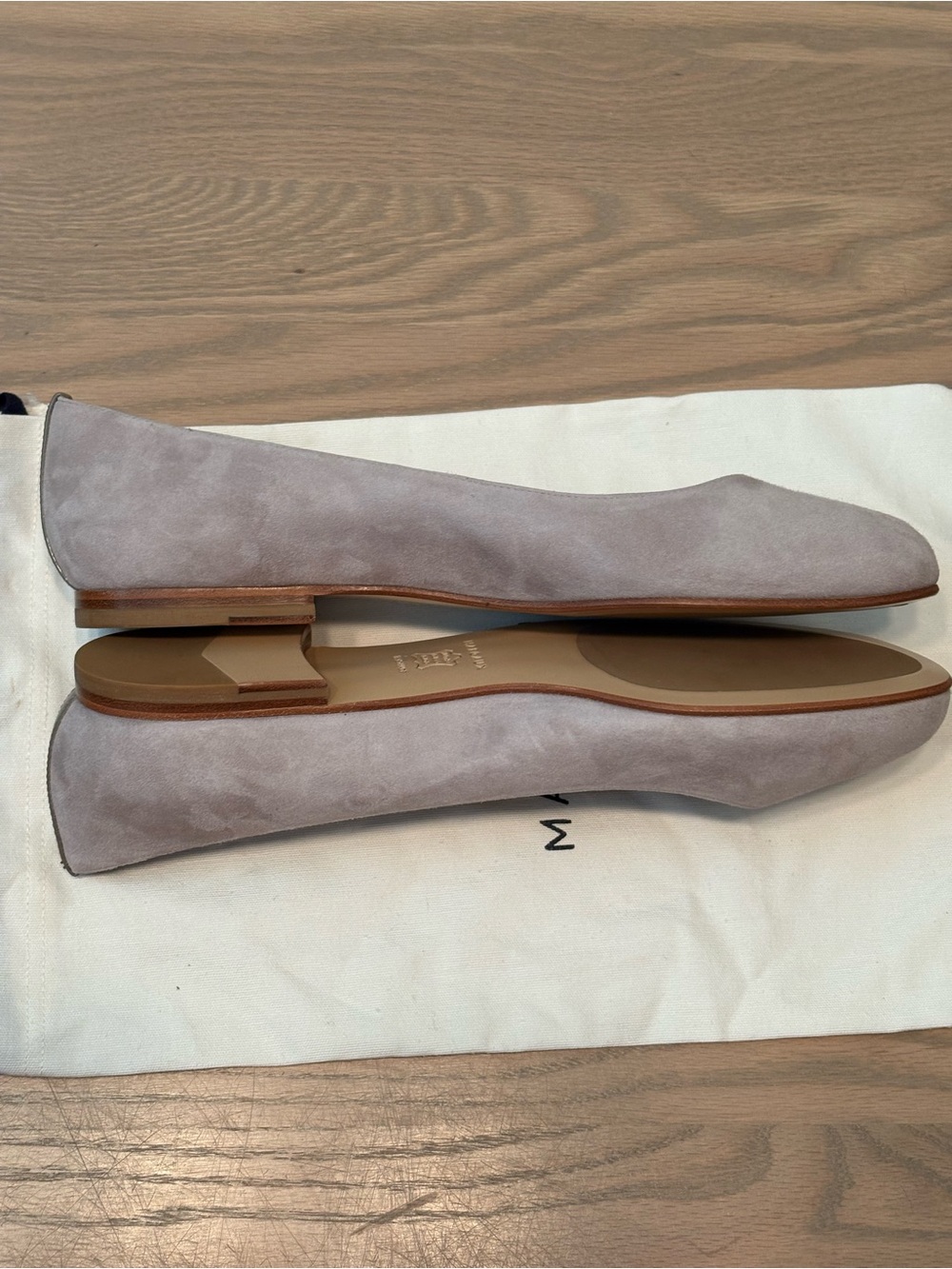 Brand new Margaux “The Modern” suede flats round toe grey padded insole 42.5W 12 - Picture 5 of 6
